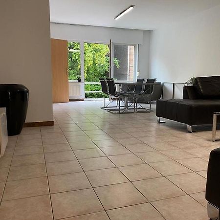 Superbe Appartement Lumineux Et Spacieux Amberes Exterior foto